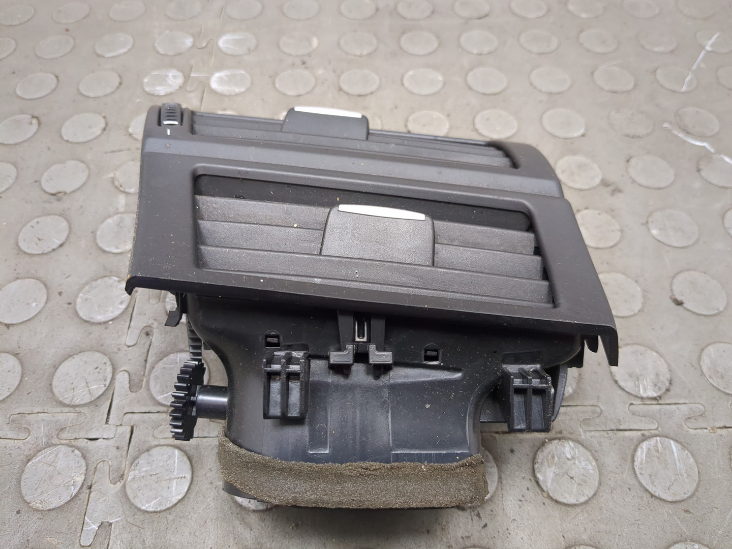 Дефлектор воздушный