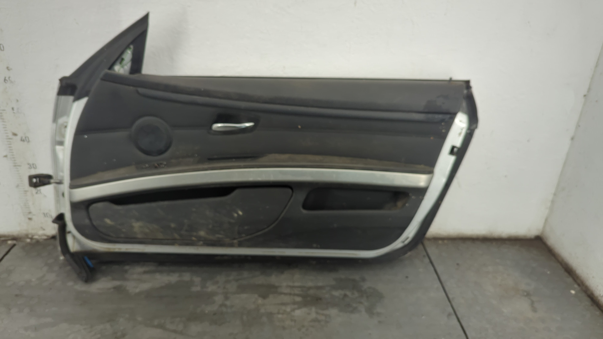 Дверь передняя правая