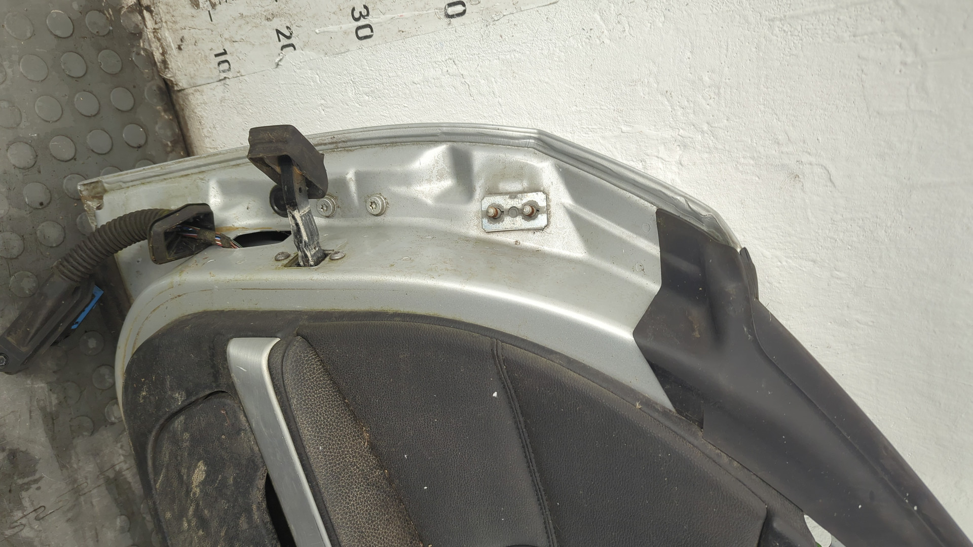 Дверь передняя правая