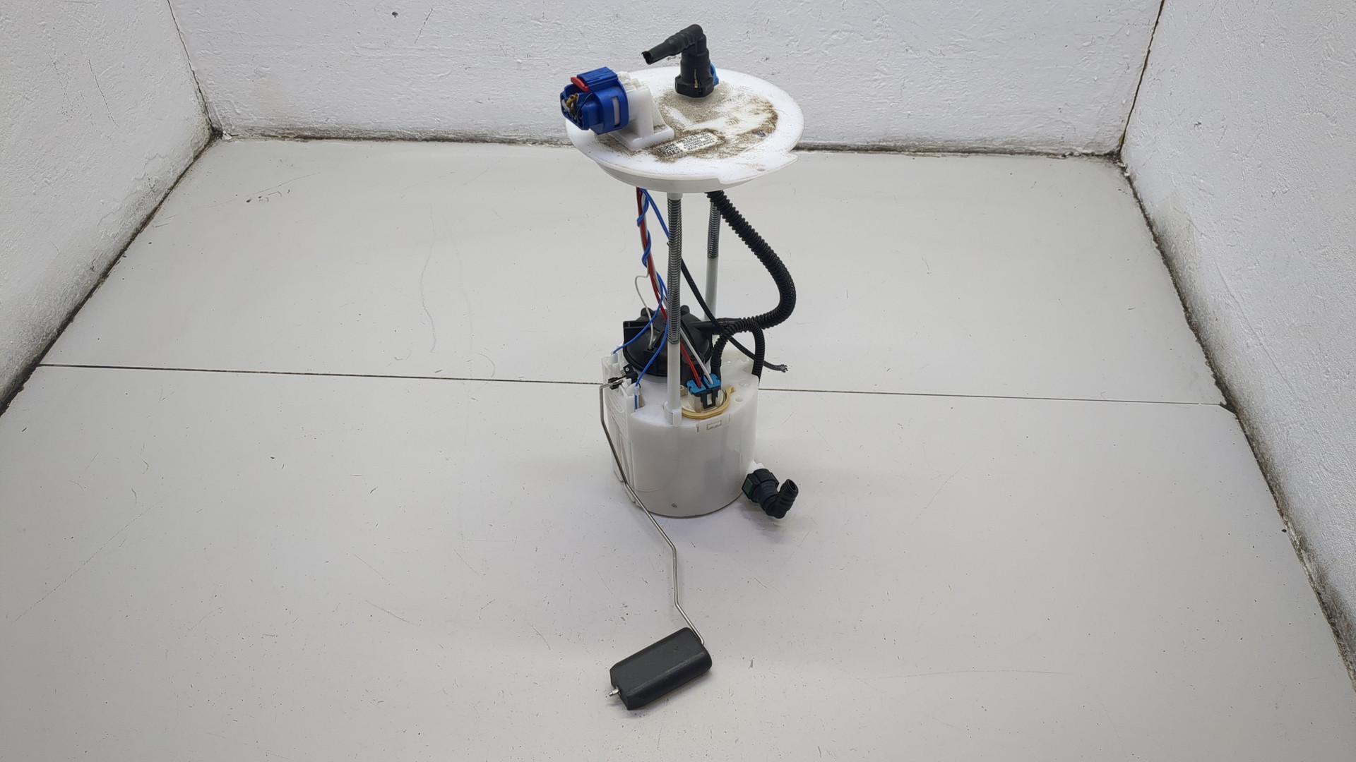 Насос топливный электрический