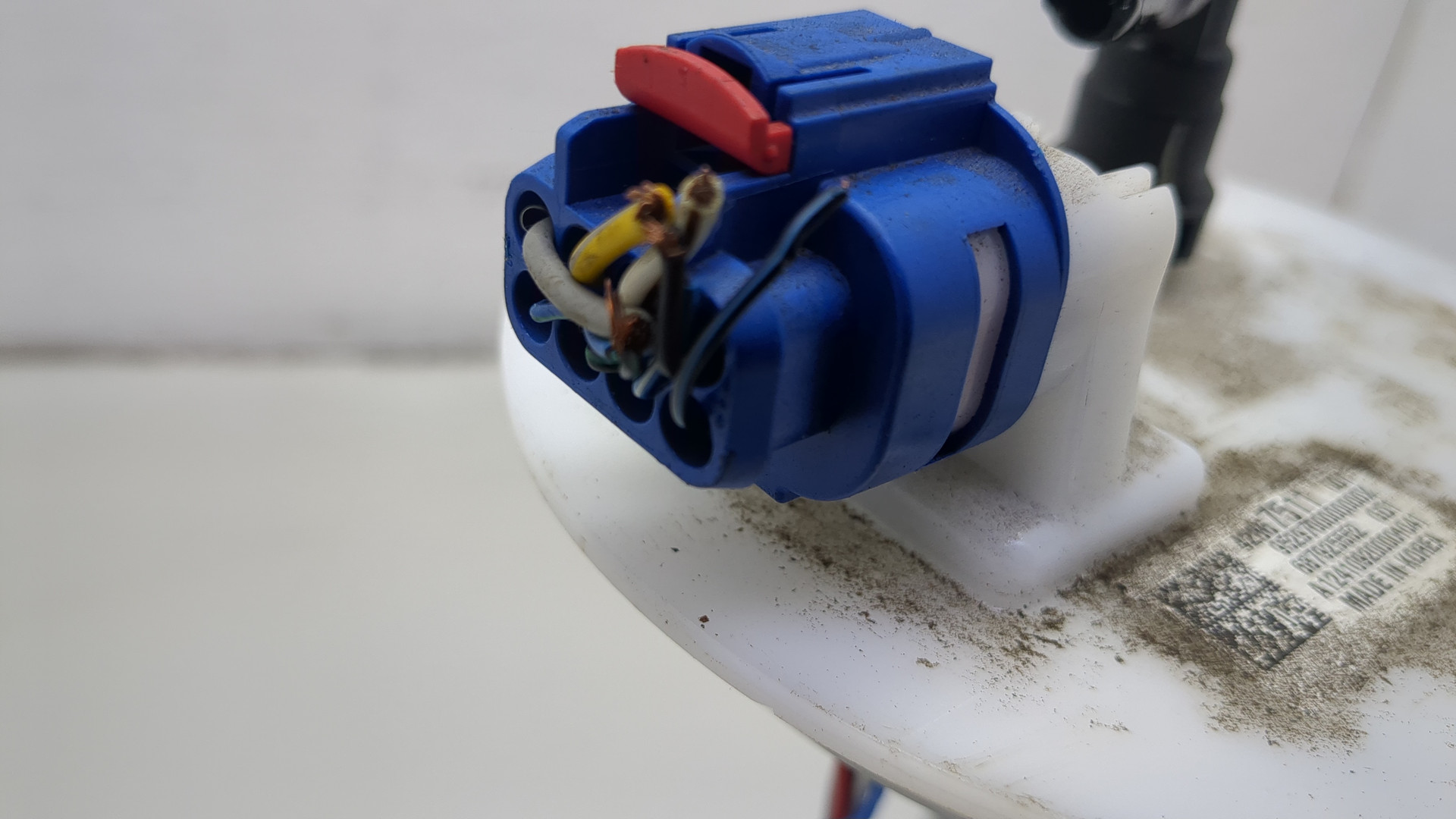 Насос топливный электрический