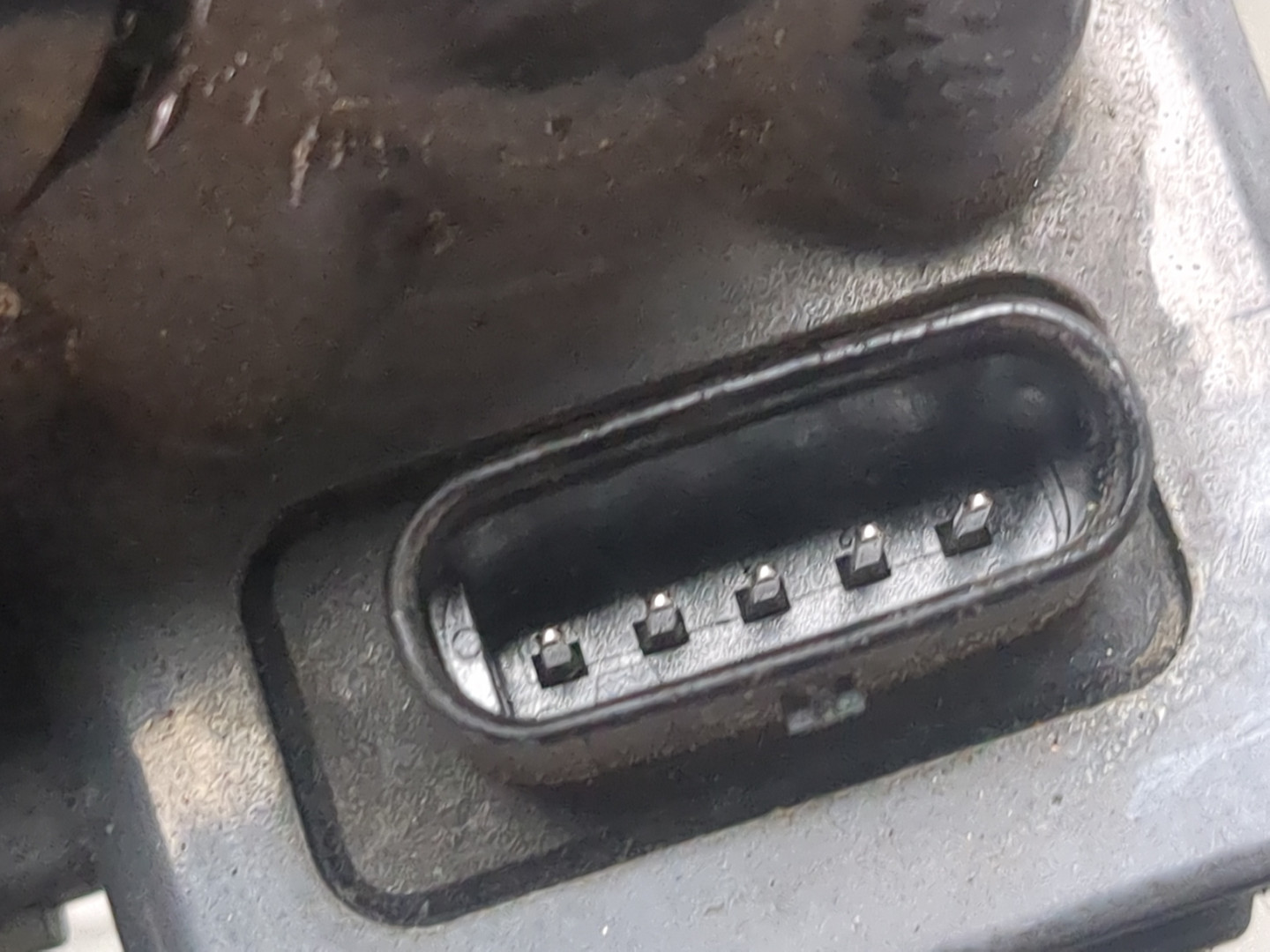 Заслонка дроссельная электрическая