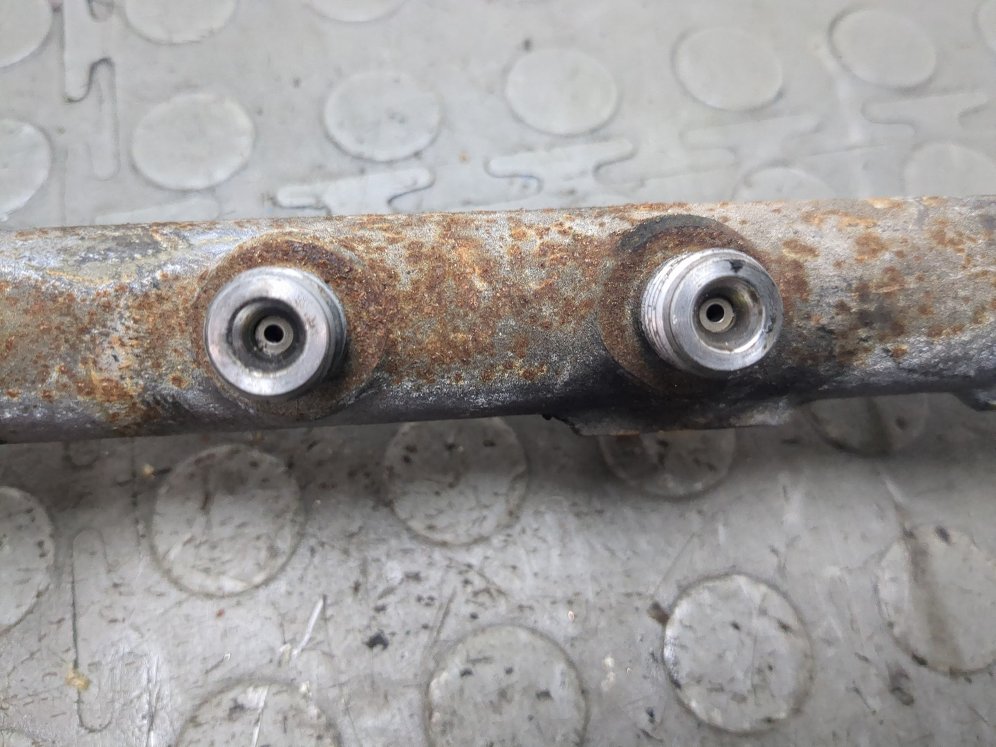 Рейка топливная (рампа)