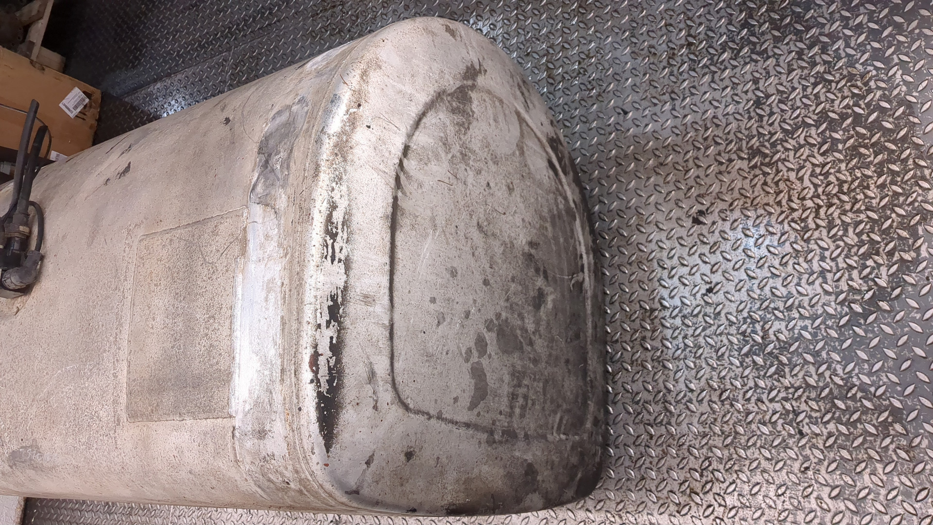 Бак топливный