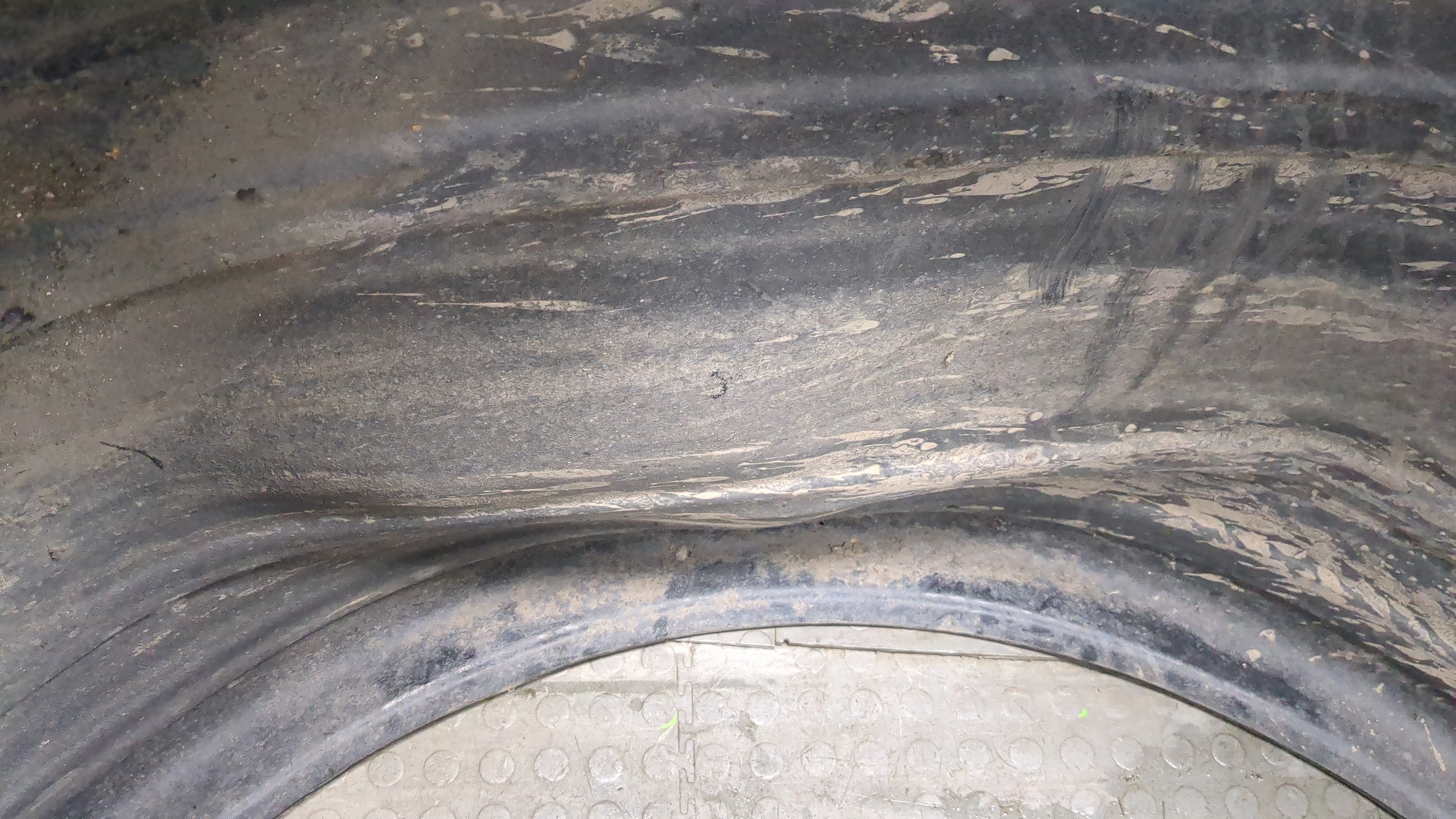 Крыло заднее правое