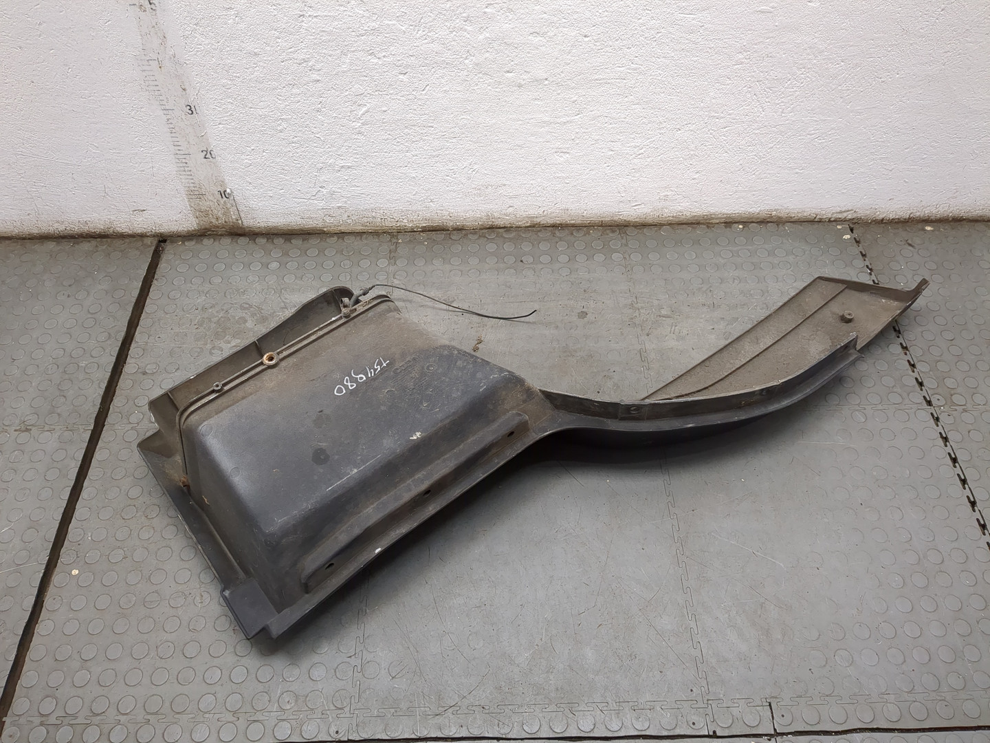 Подножка левая