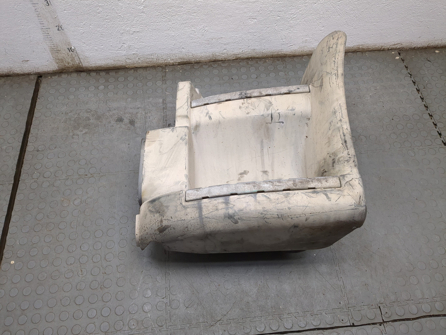 Подножка левая