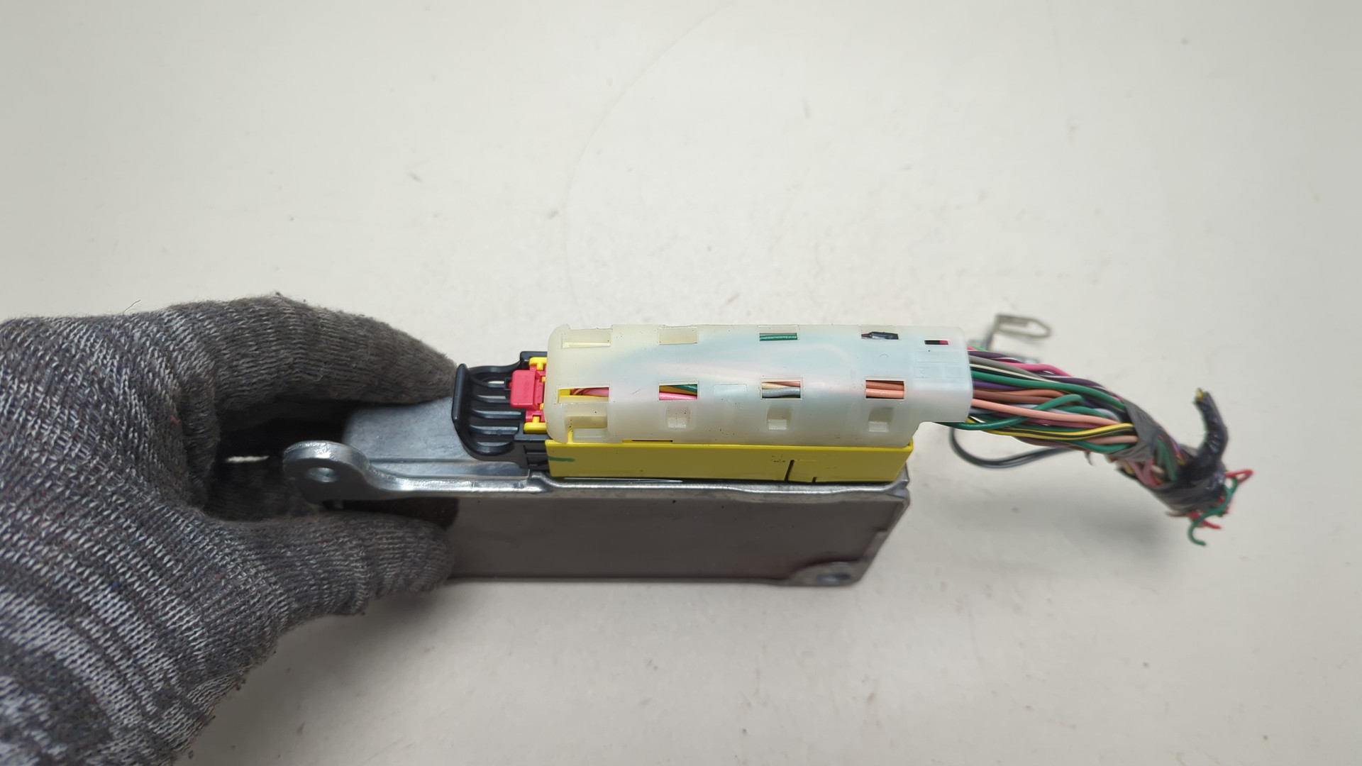 Блок управления подушек безопасности (AIR BAG)