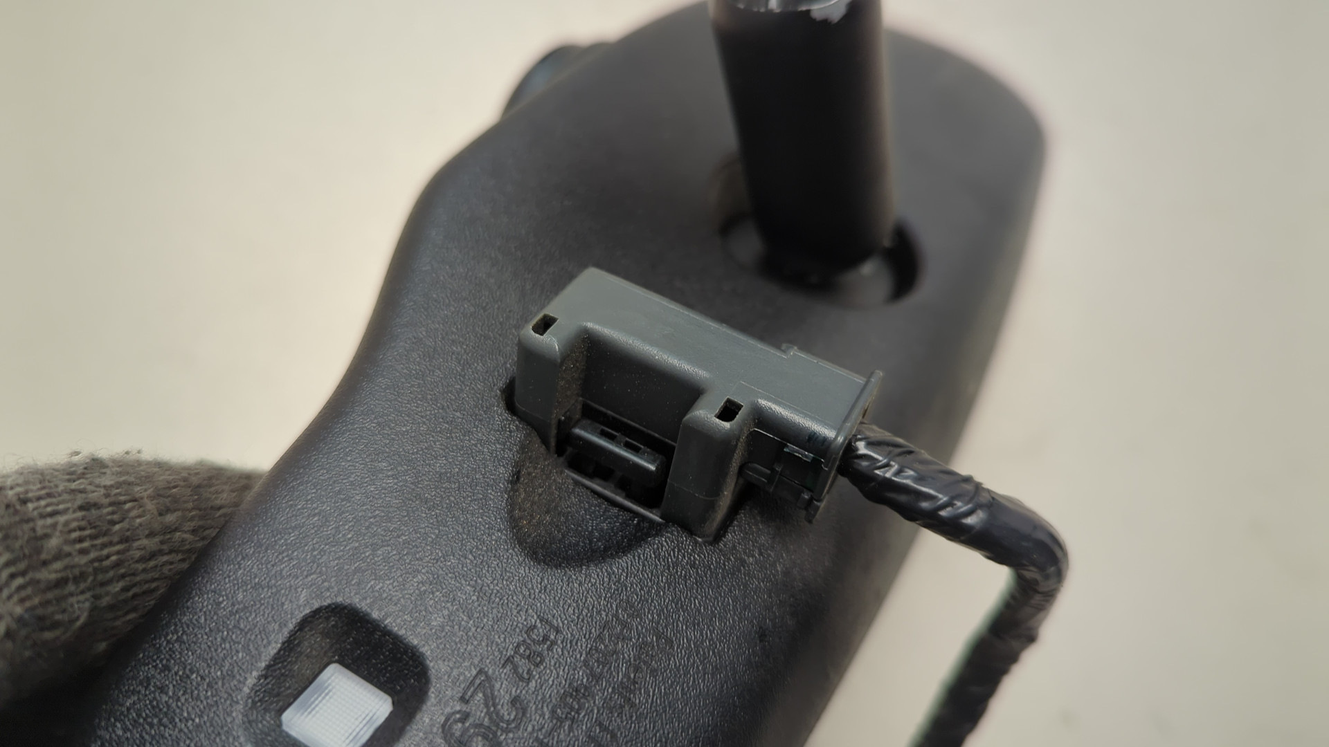 Зеркало заднего вида