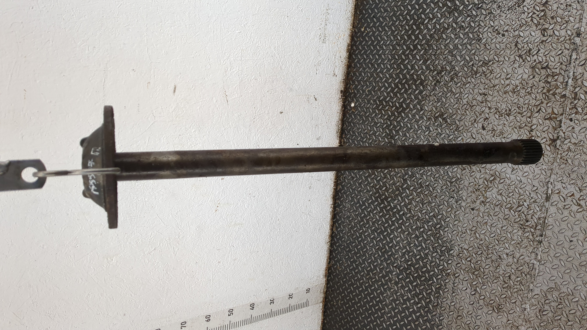 Полуось задняя правая