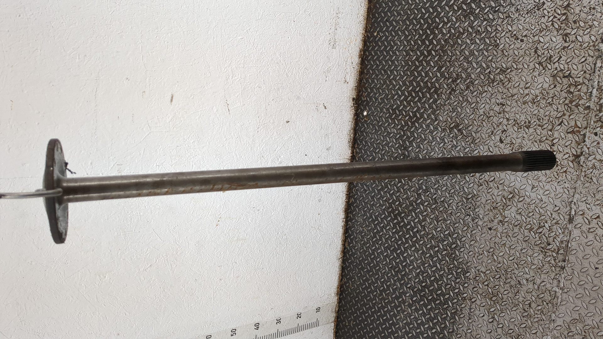 Полуось задняя правая