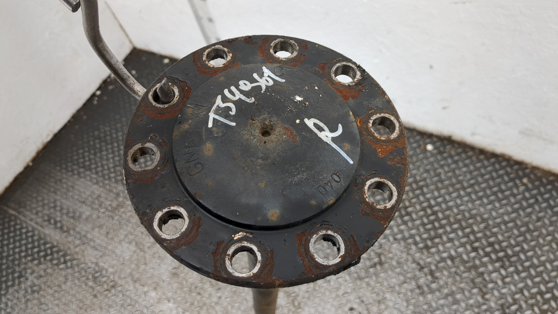 Полуось задняя правая