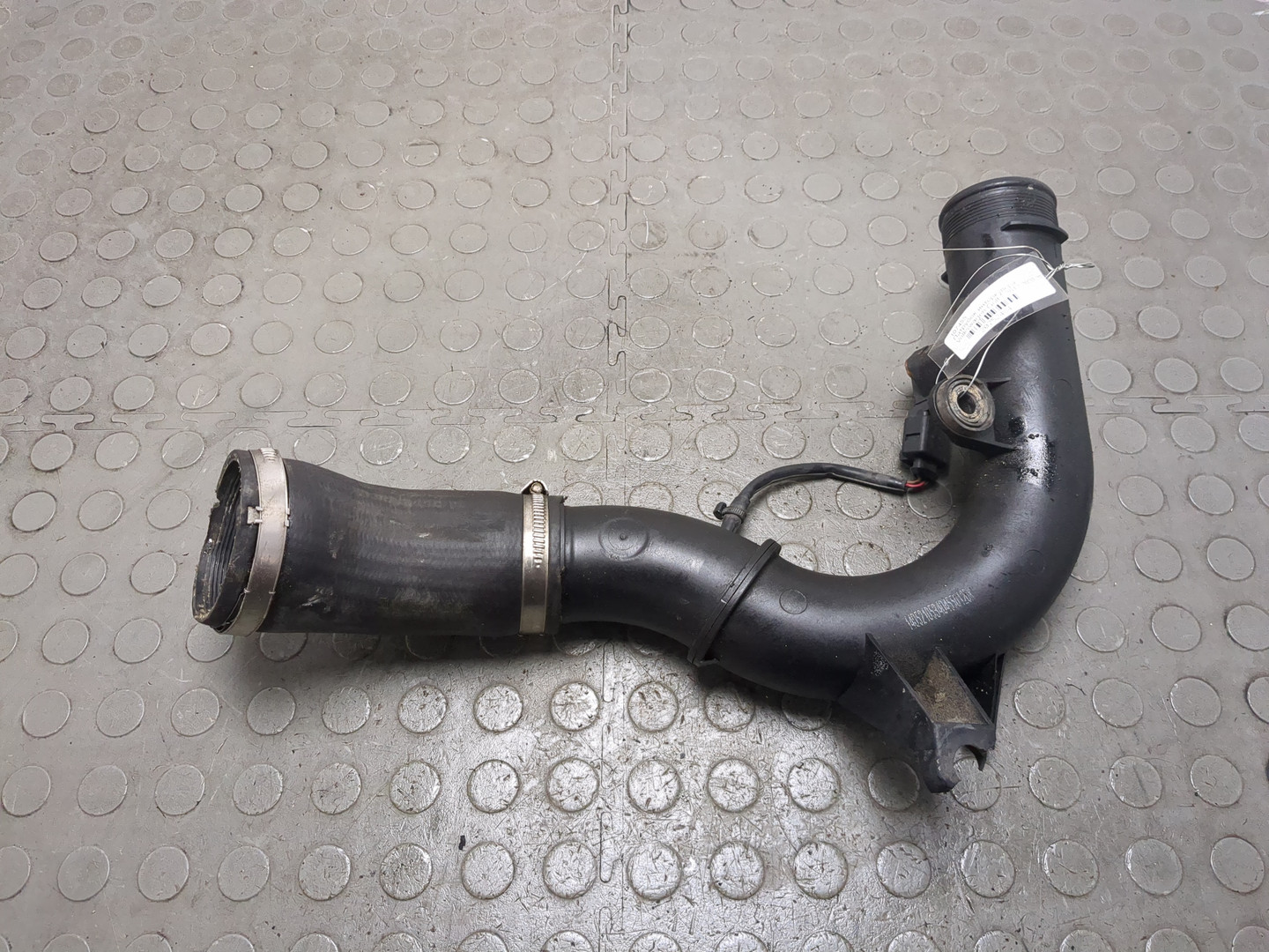 Патрубок интеркулера