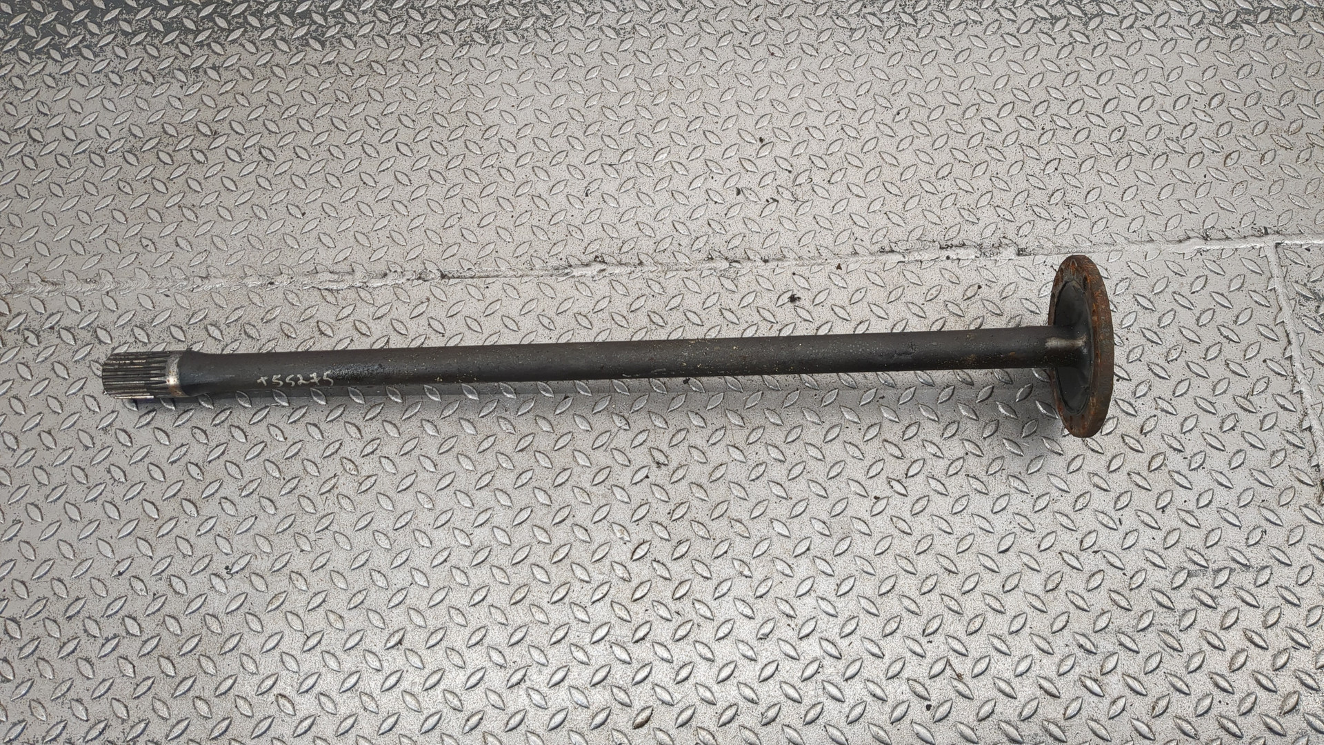 Полуось задняя