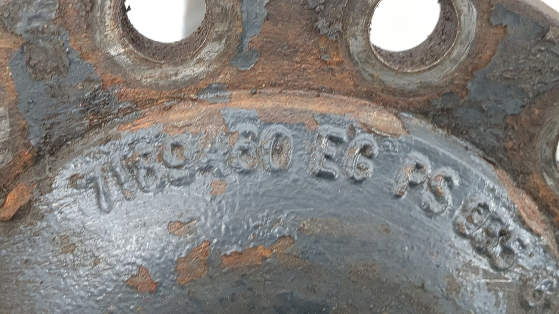 Полуось задняя