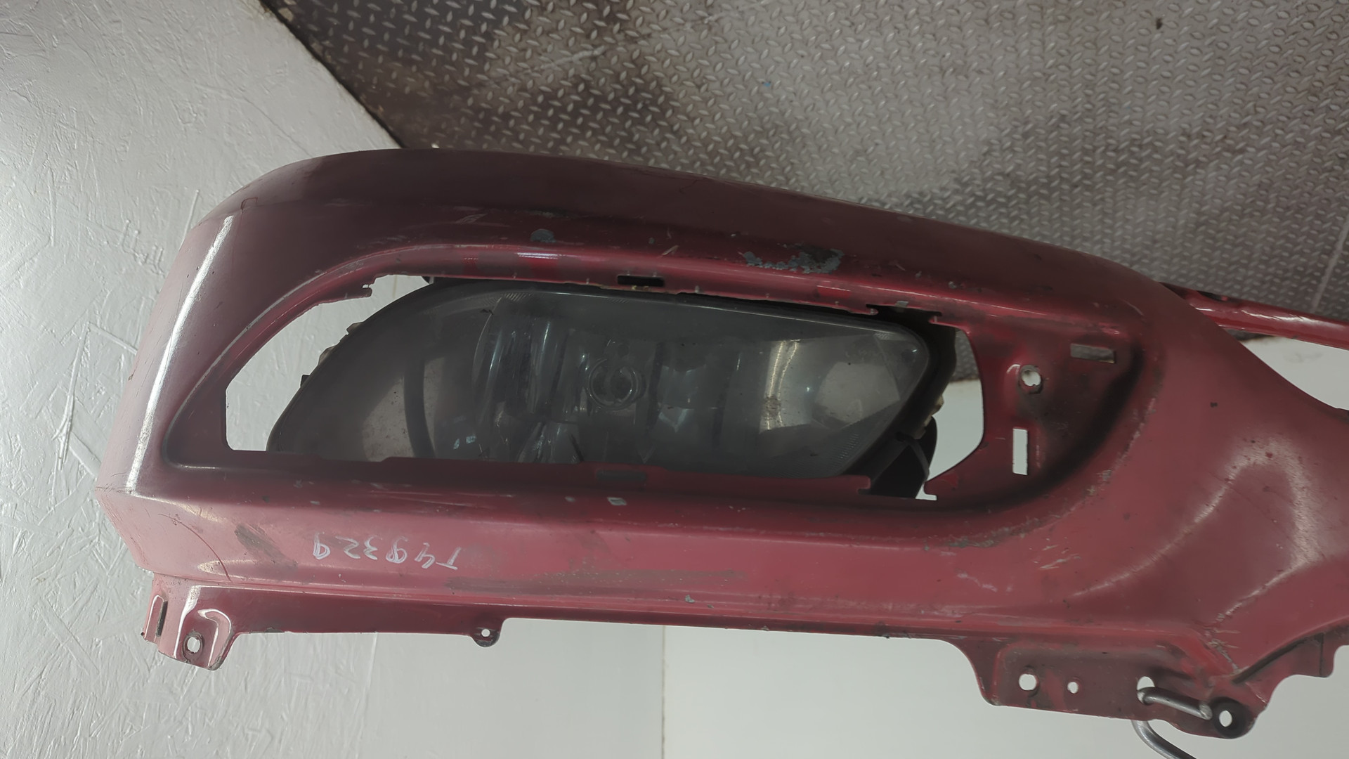 Бампер передний