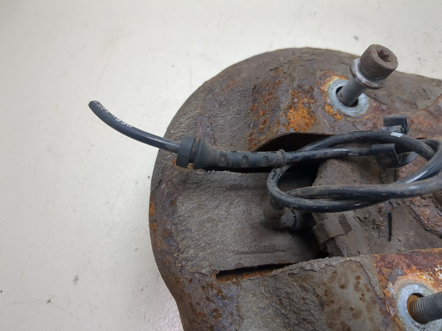 Кулак поворотный задний правый