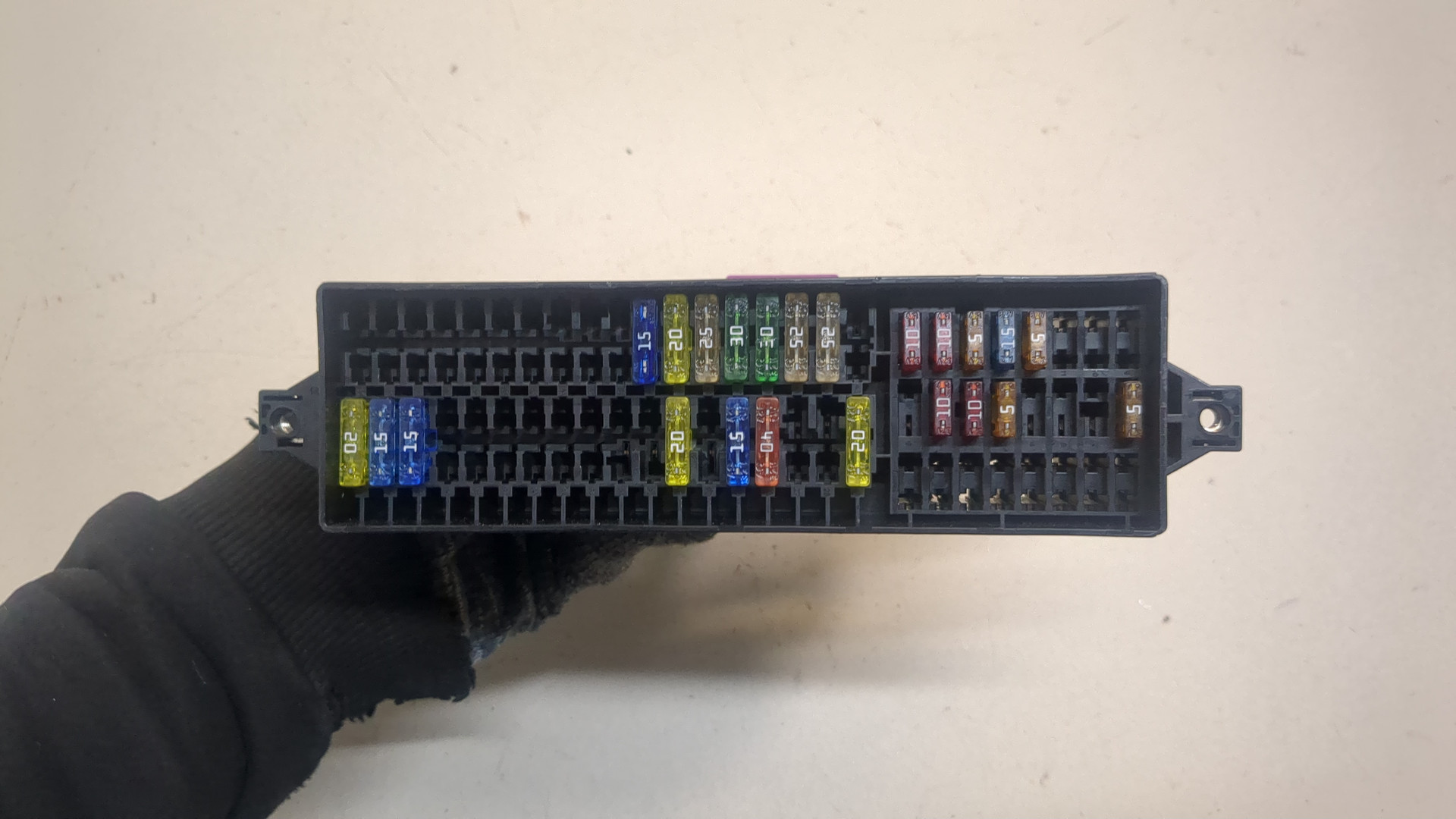 Блок предохранителей