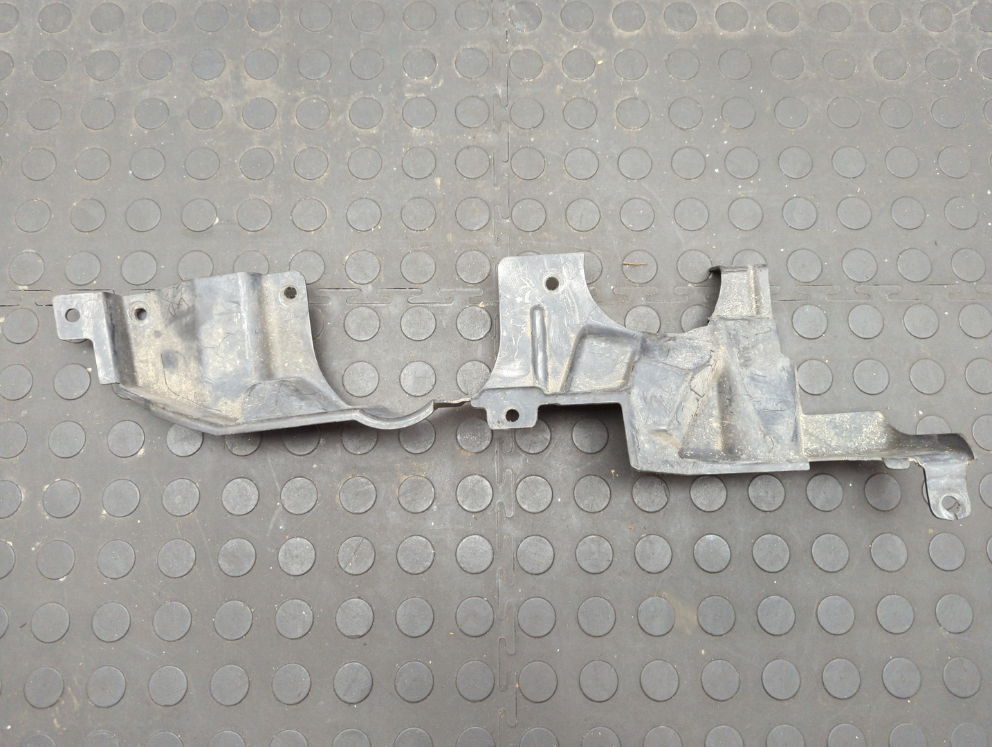 Кожух рулевой колонки