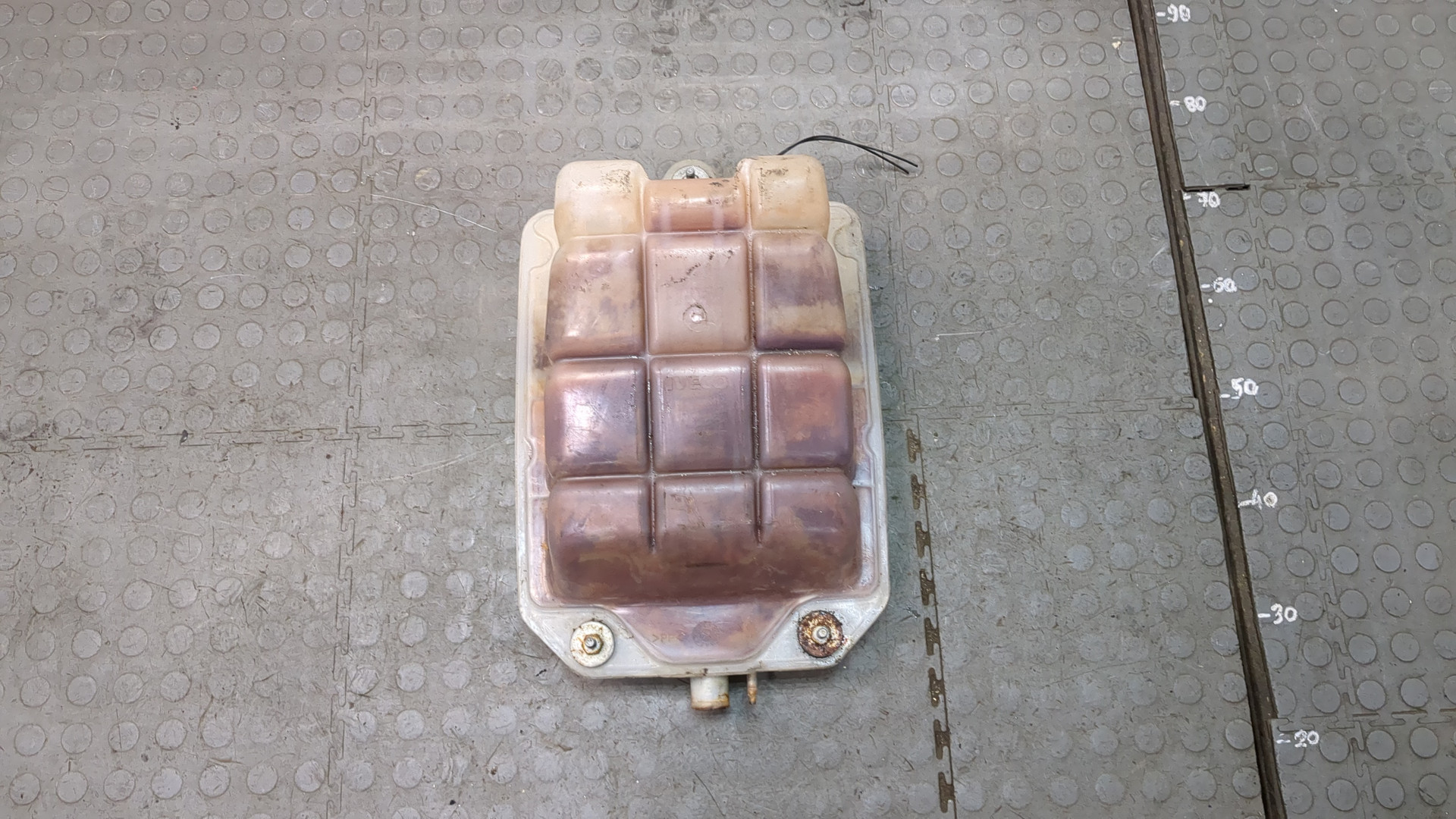 Бачок расширительный