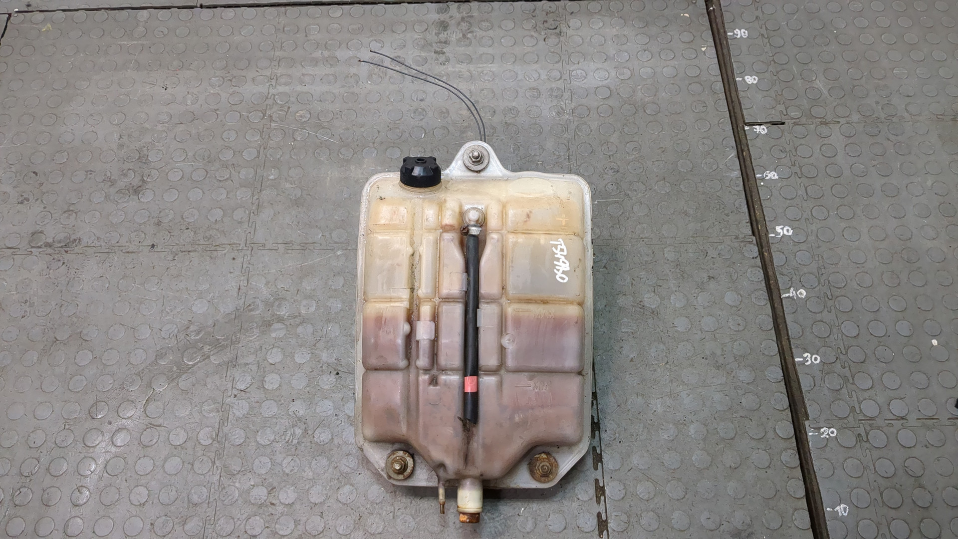 Бачок расширительный