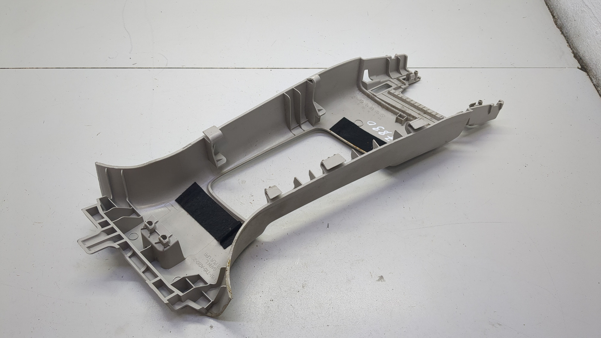 Обшивка стойки