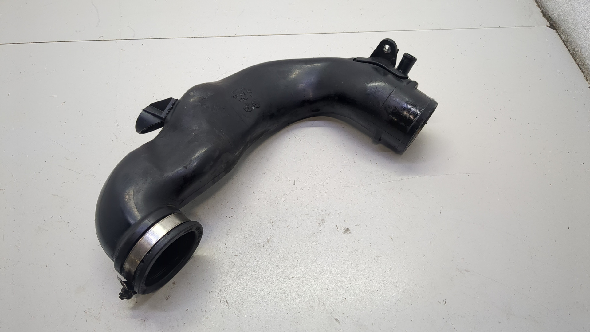 Патрубок интеркулера