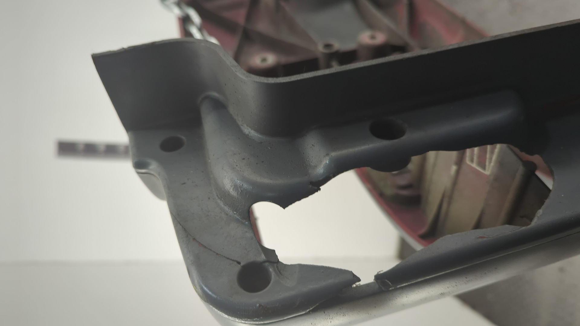 Бампер передний