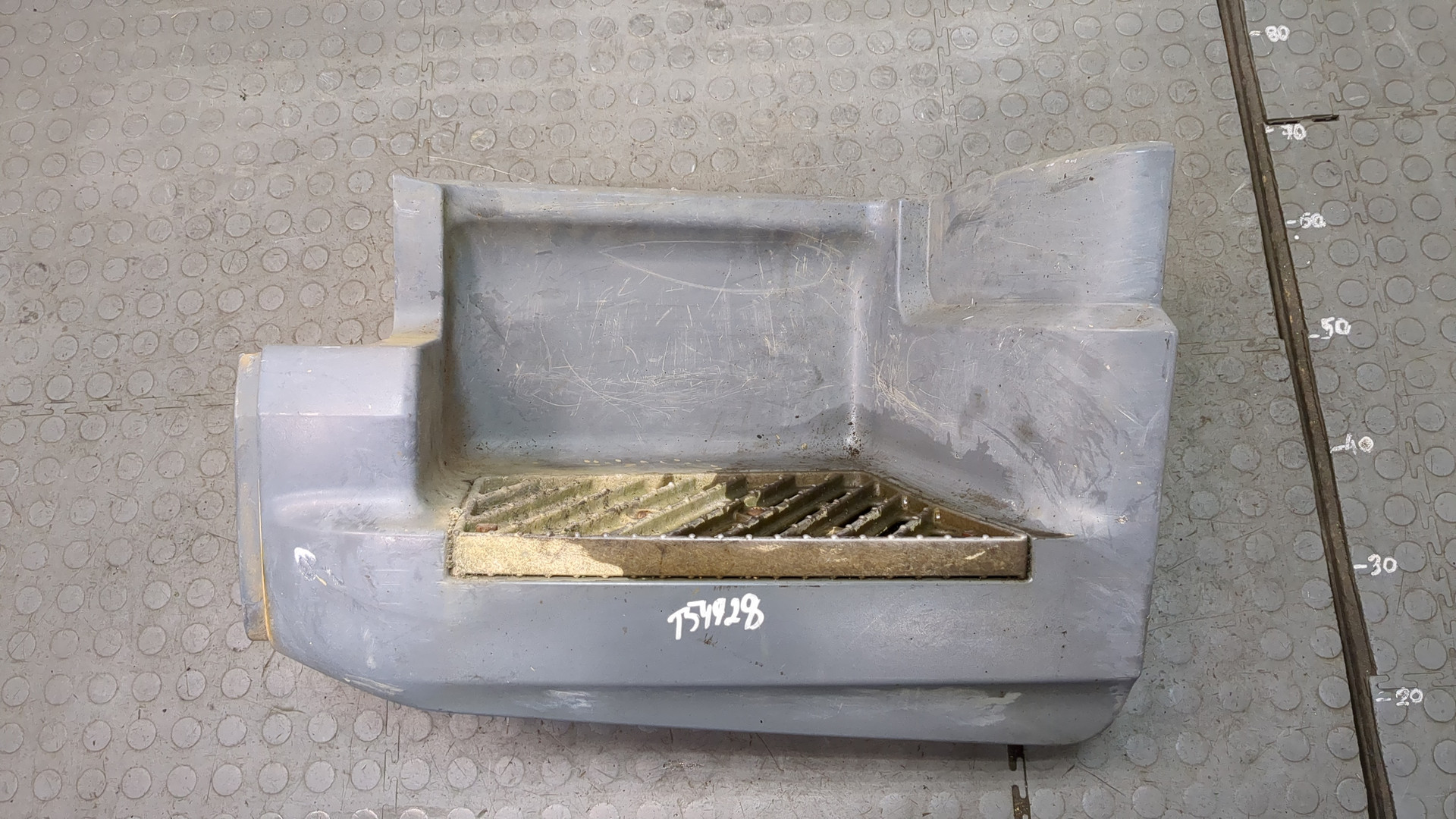 Подножка левая