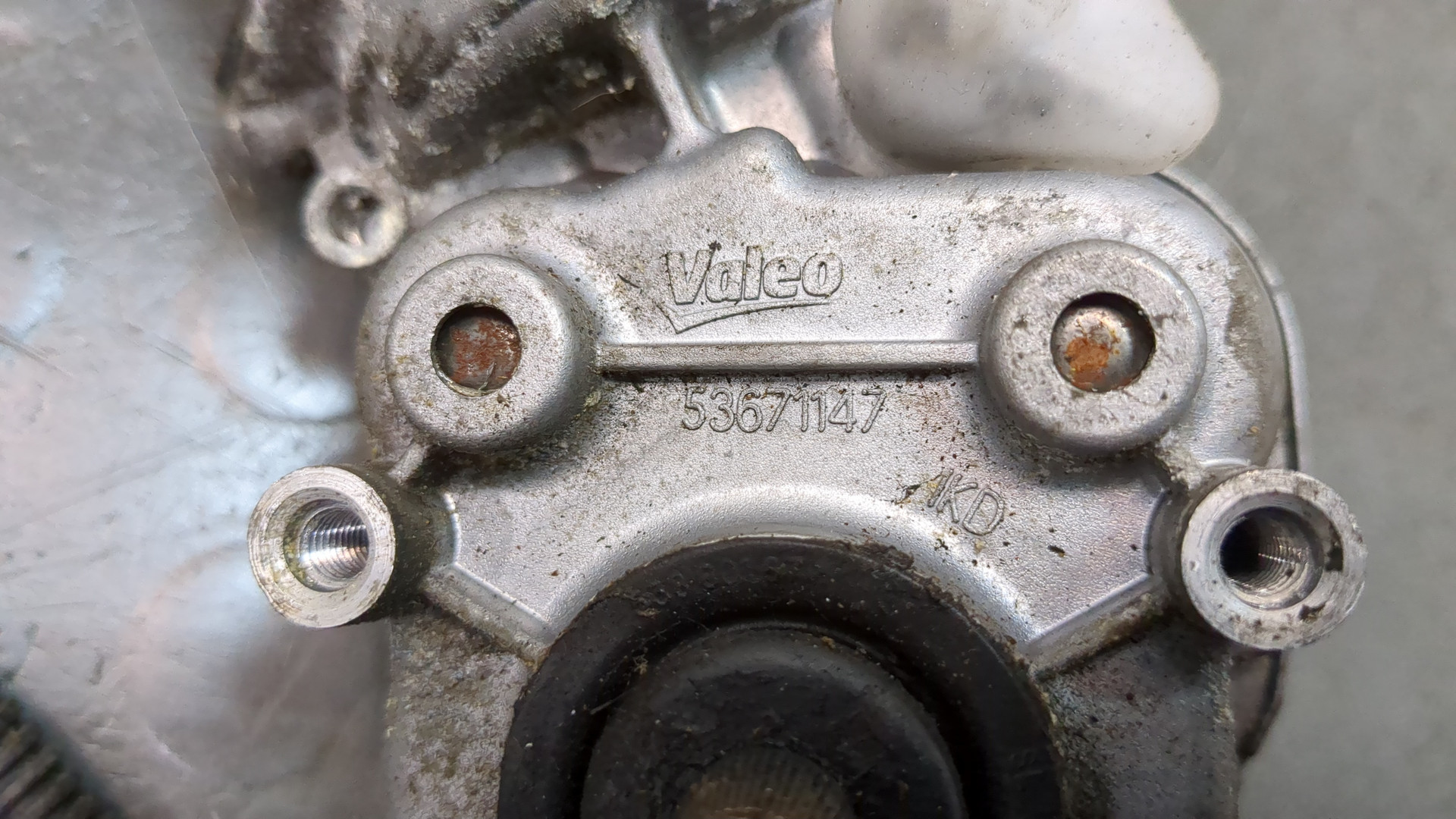 Моторчик стеклоочистителя передний