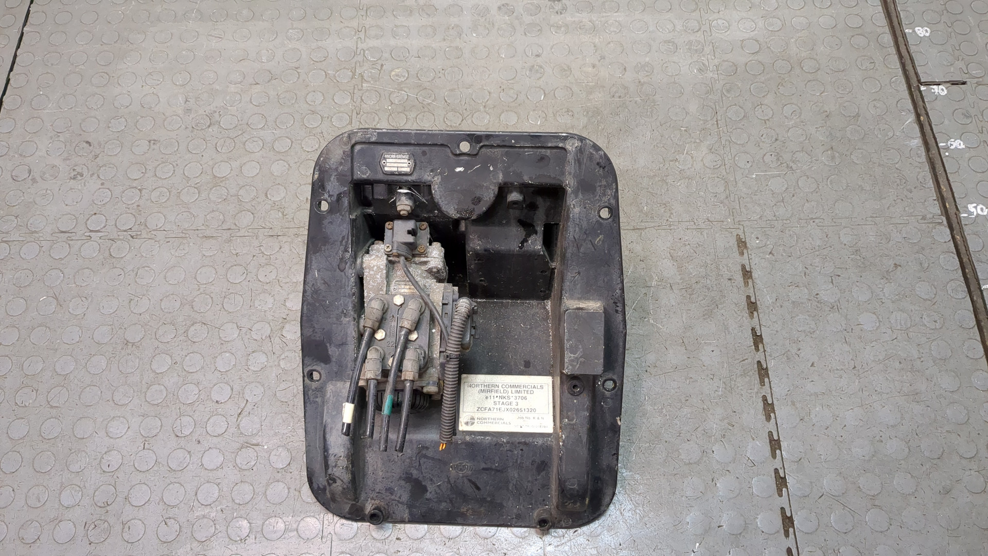 Кран тормозной главный