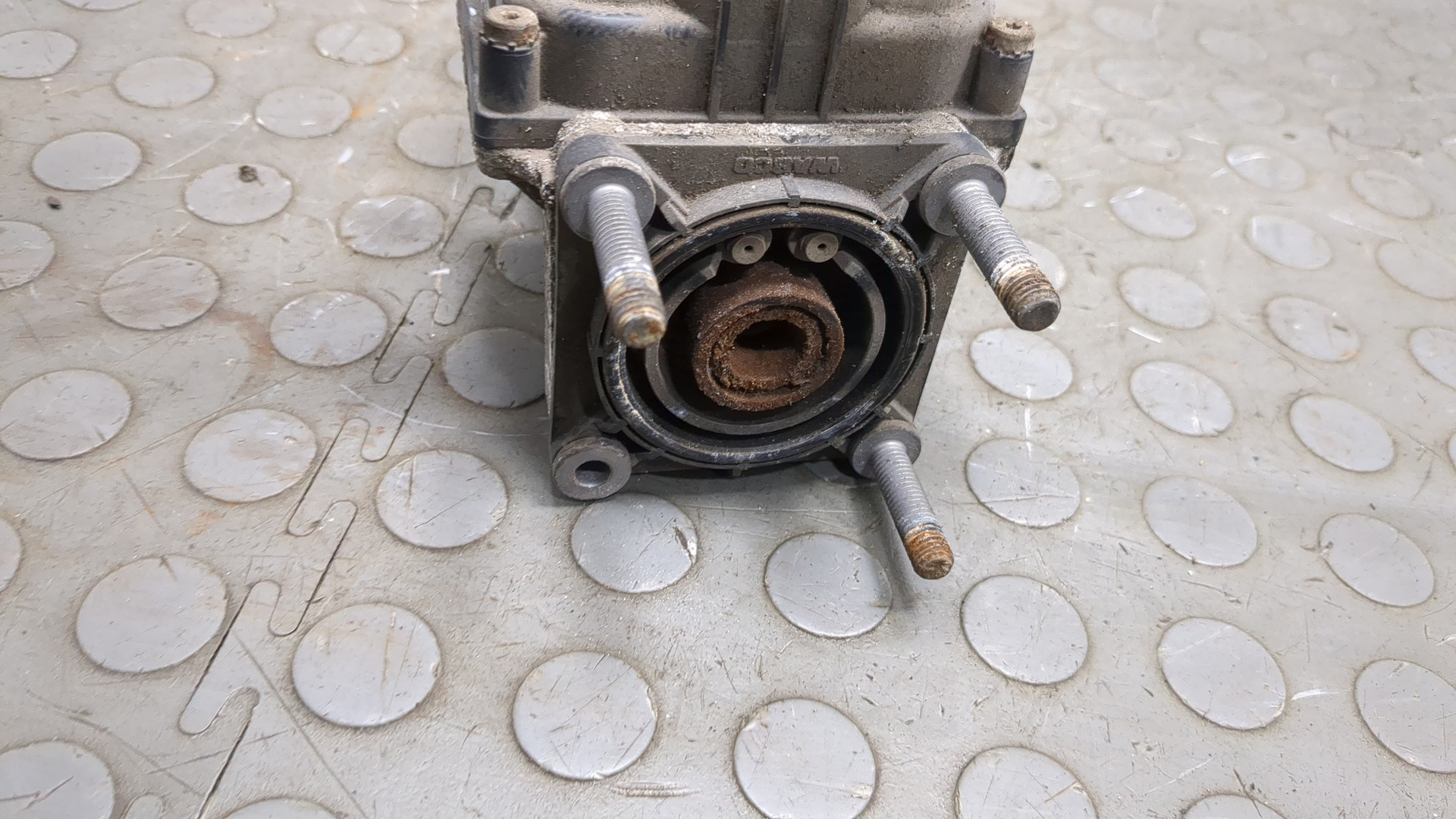 Кран тормозной главный