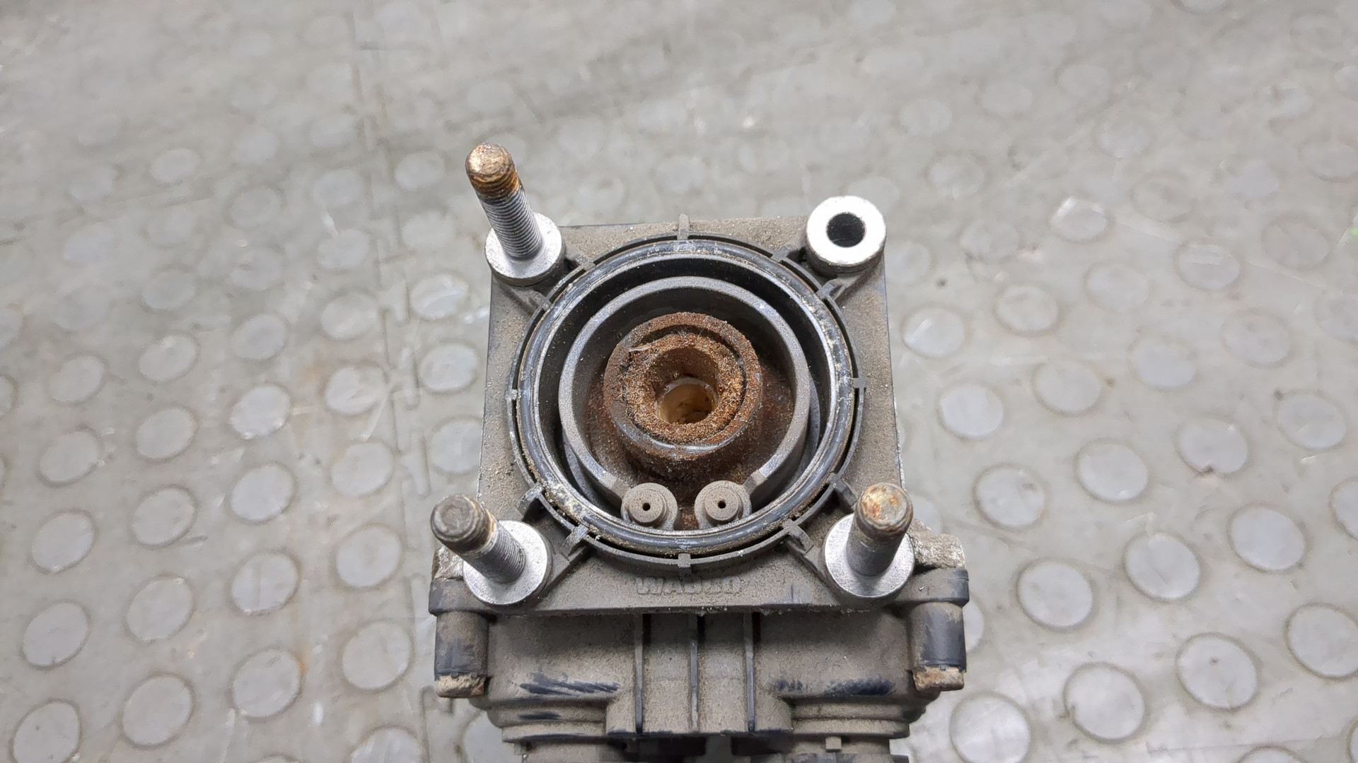 Кран тормозной главный