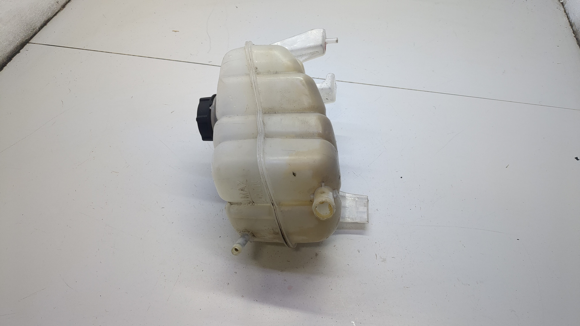 Бачок расширительный