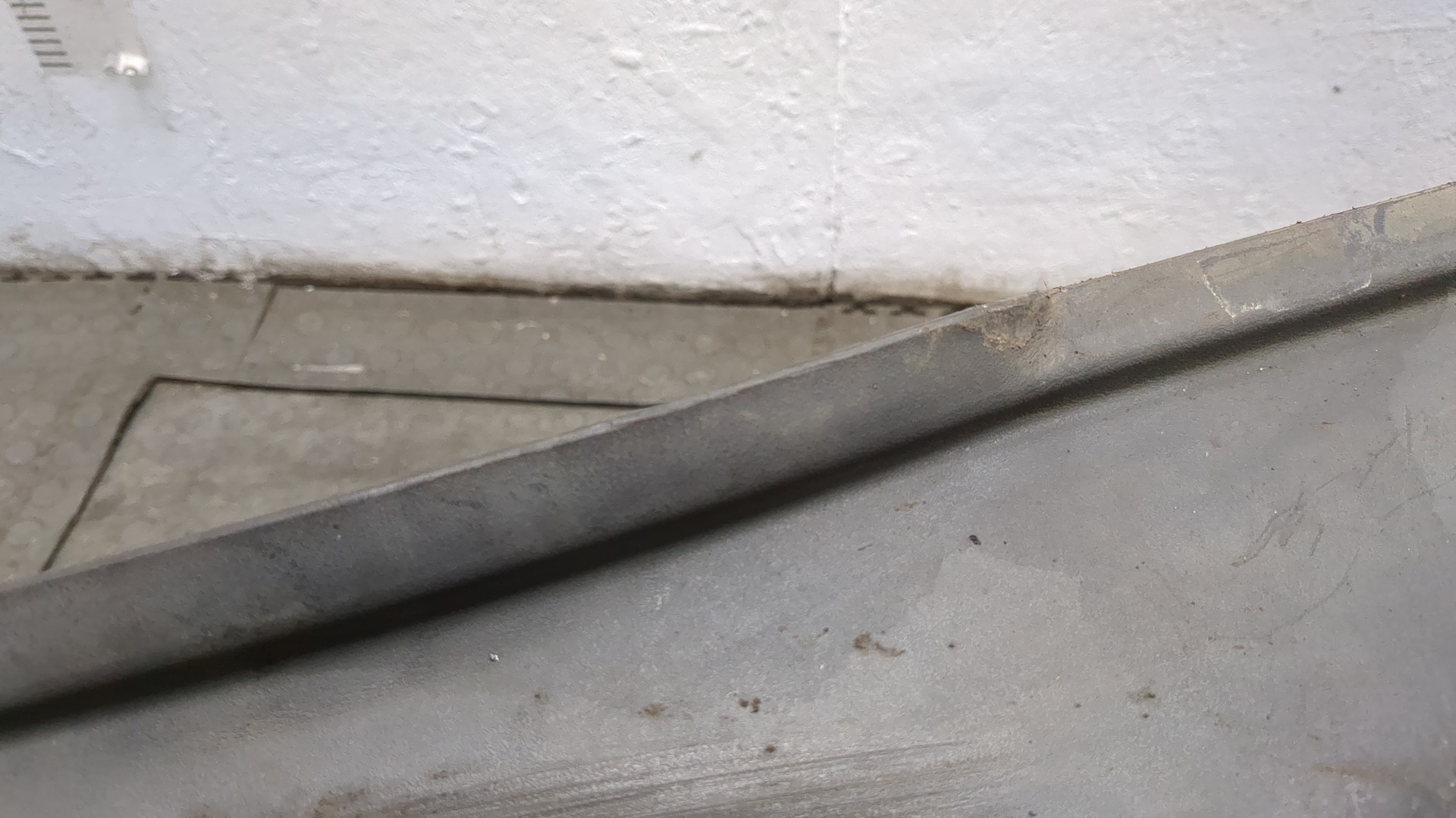 Крышка аккумулятора