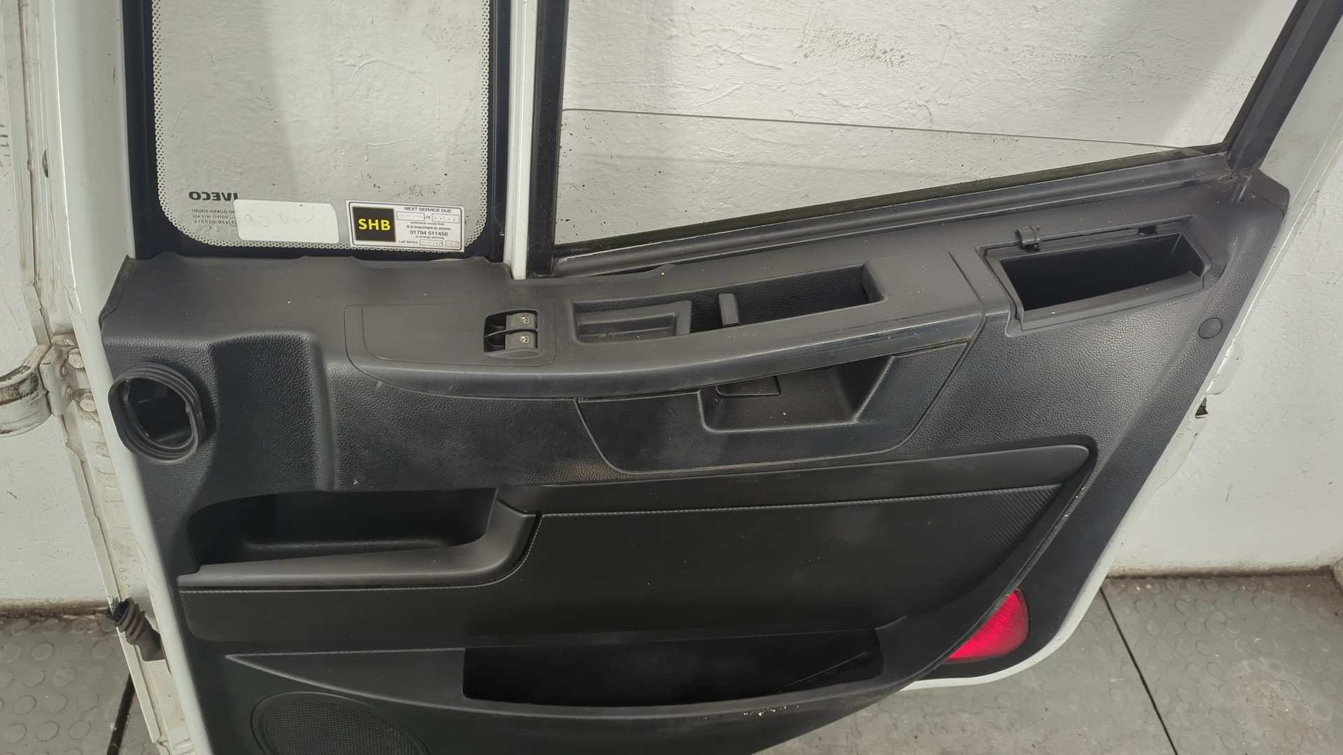 Дверь передняя правая