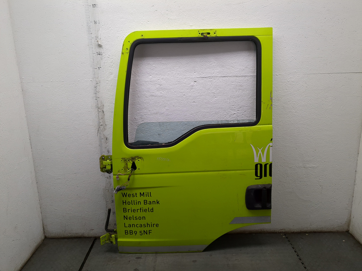 Дверь передняя левая