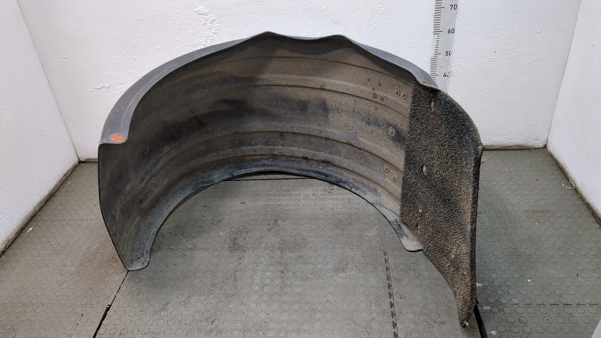 Крыло заднее левое