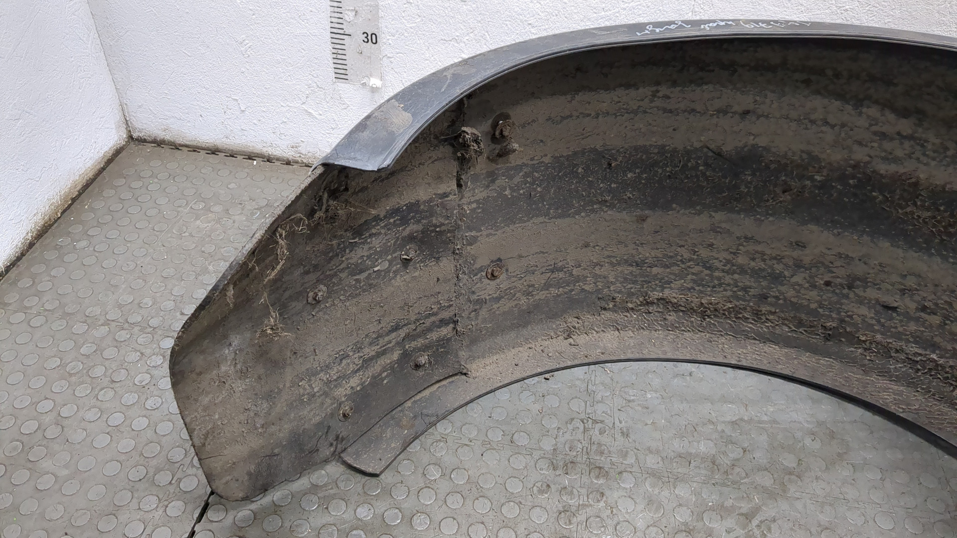 Крыло заднее правое