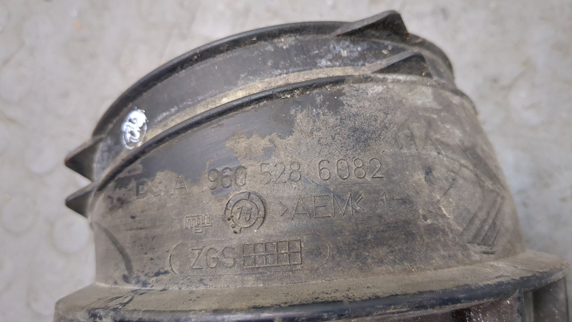 Патрубок воздушного фильтра