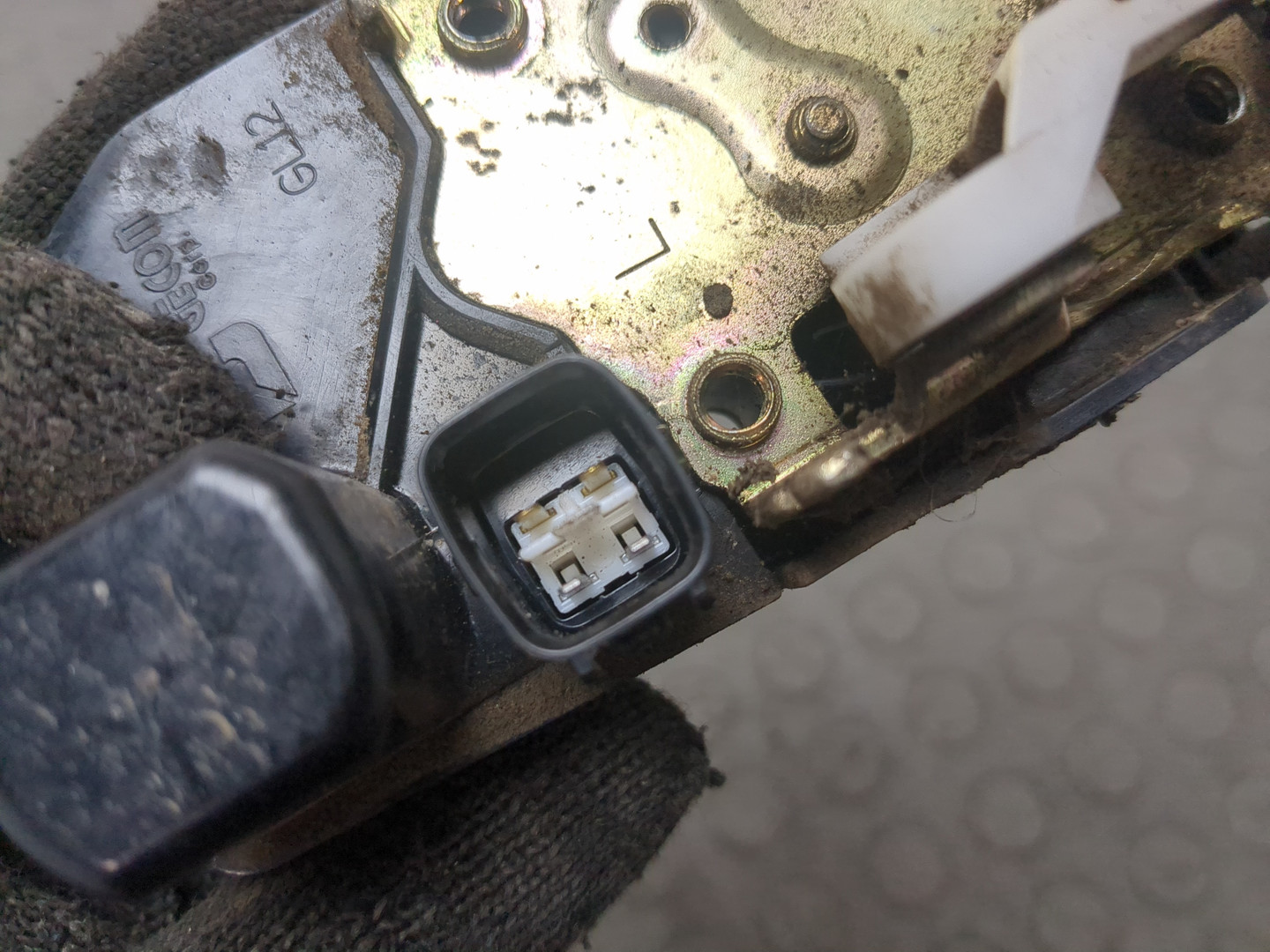 Замок багажника