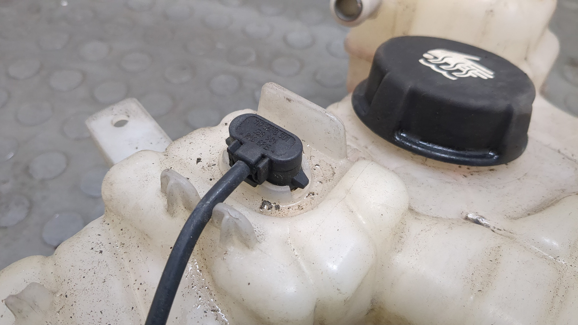 Бачок расширительный