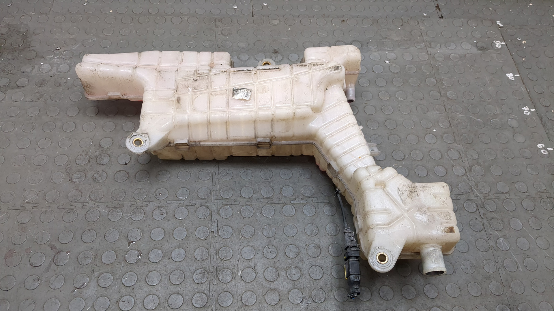 Бачок расширительный