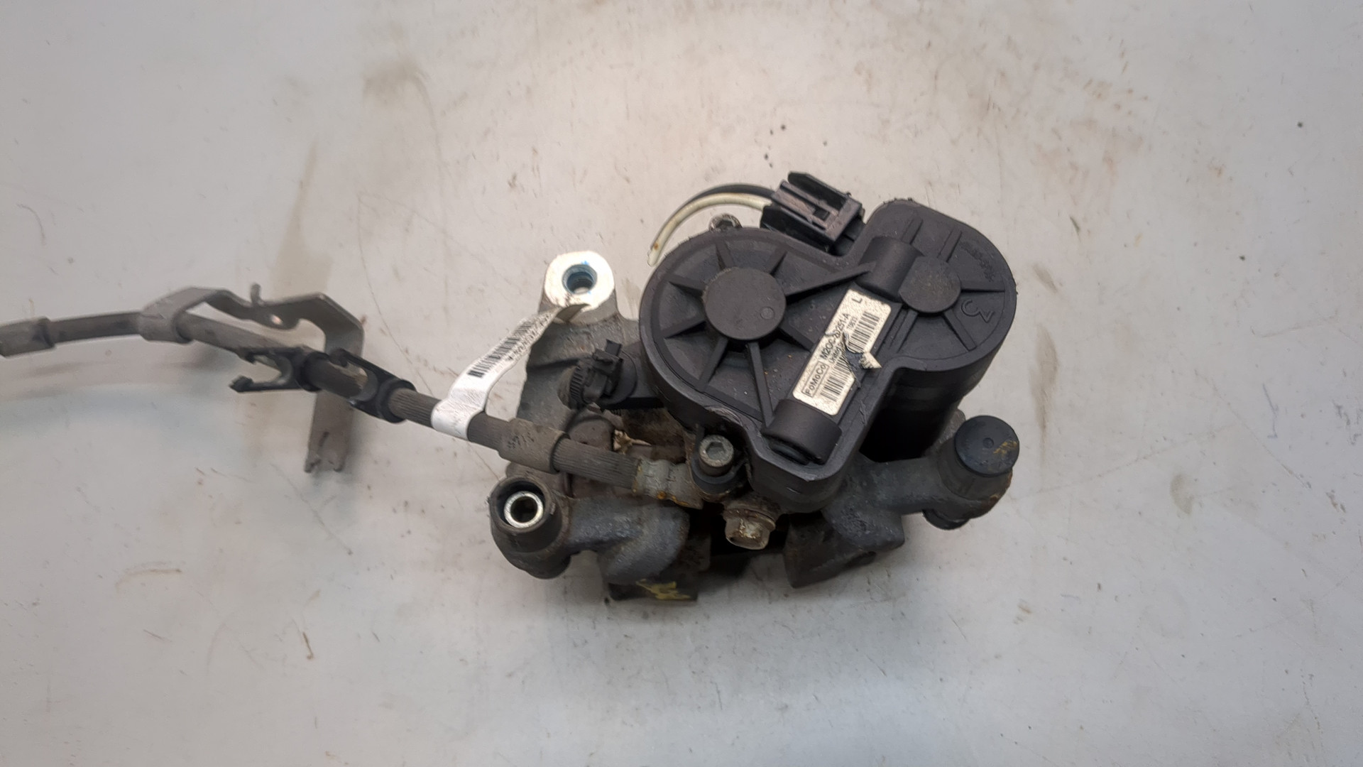 Суппорт задний левый