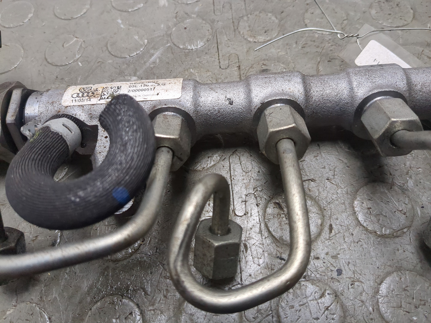 Рейка топливная (рампа)