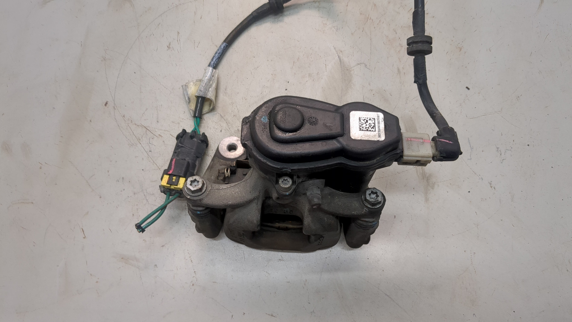 Суппорт задний левый