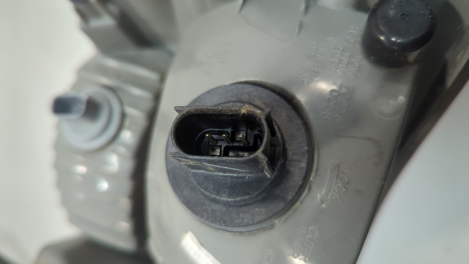 Фонарь задний правый