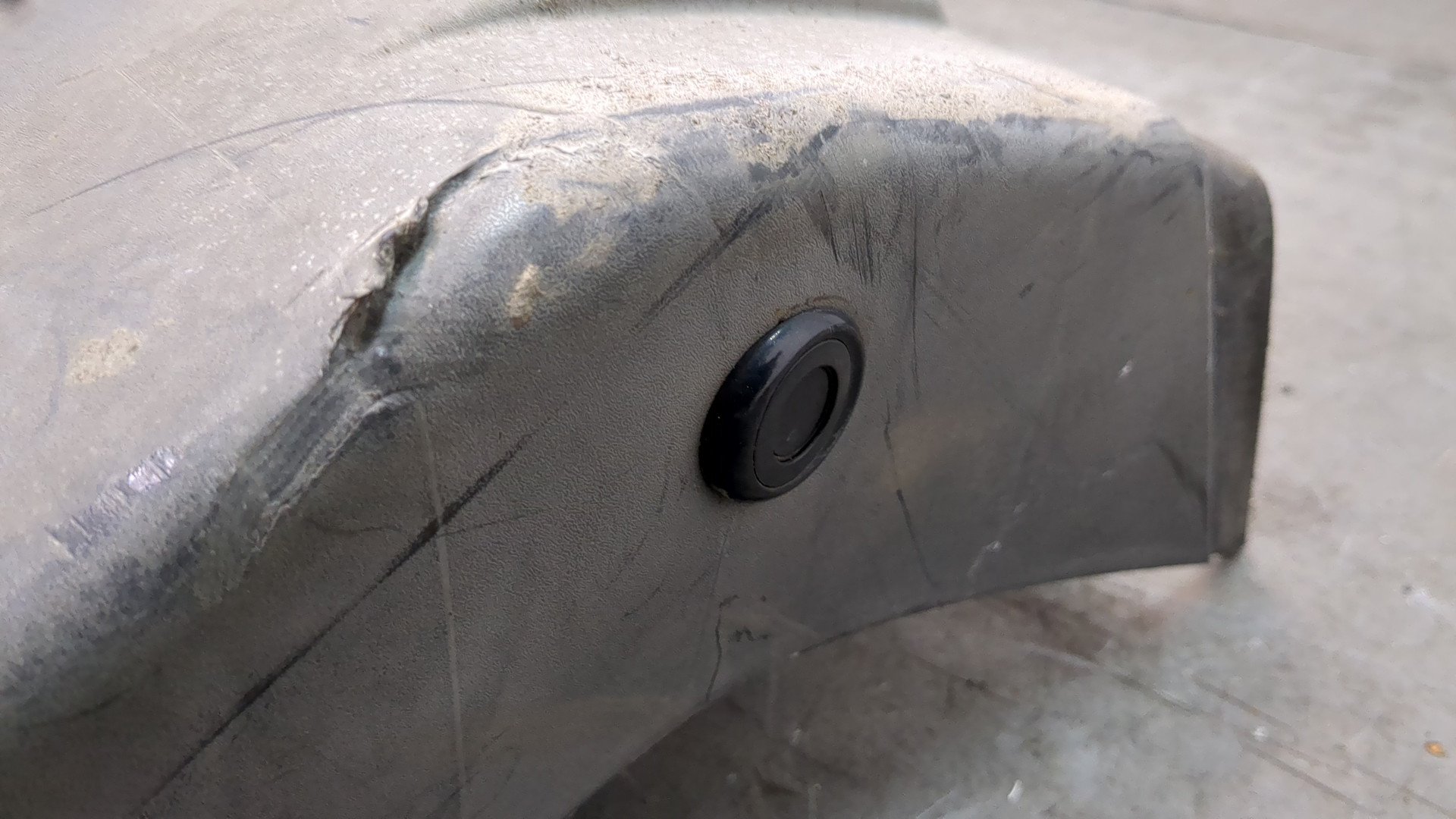 Крыло заднее правое