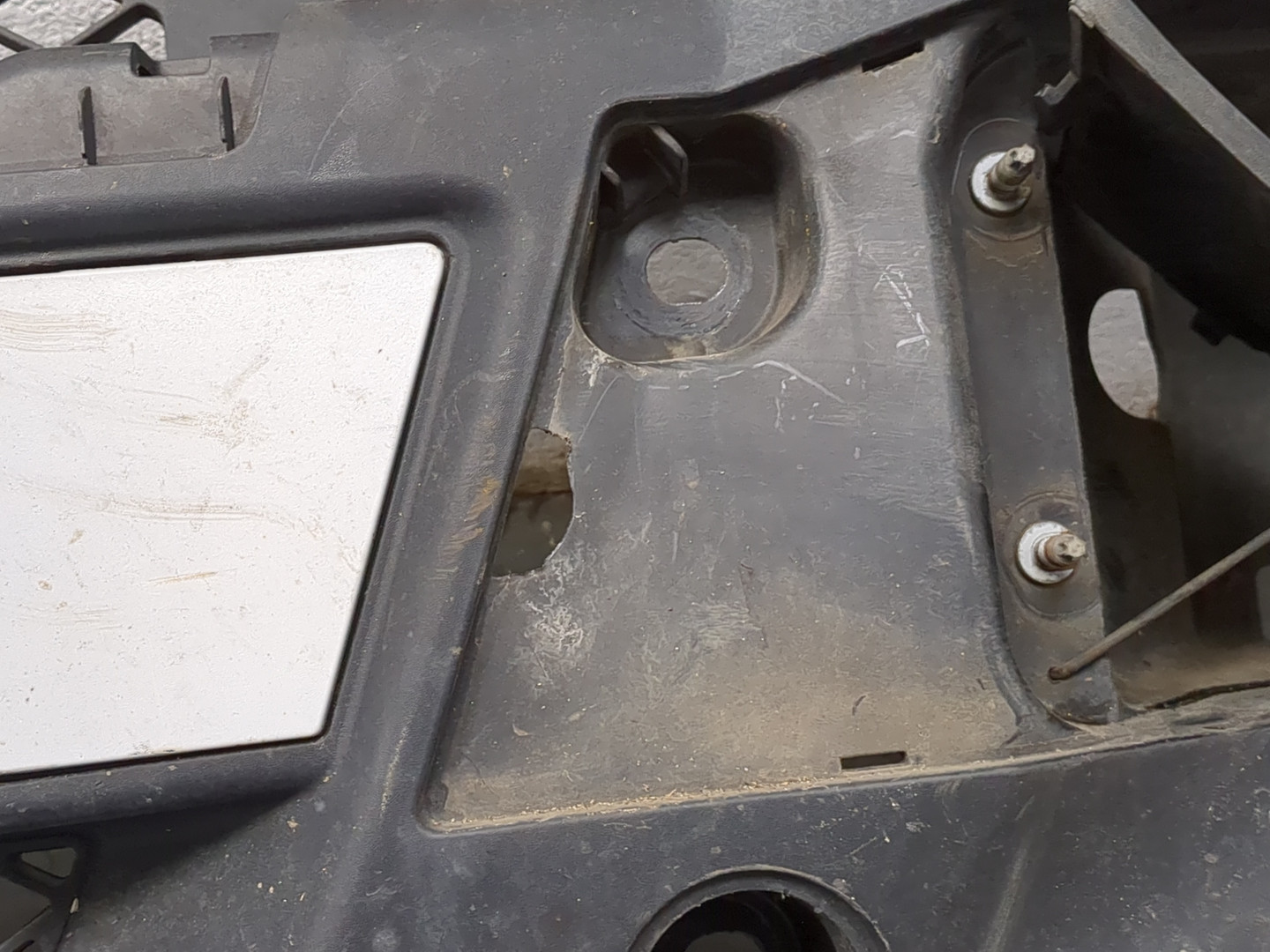 Бампер передний