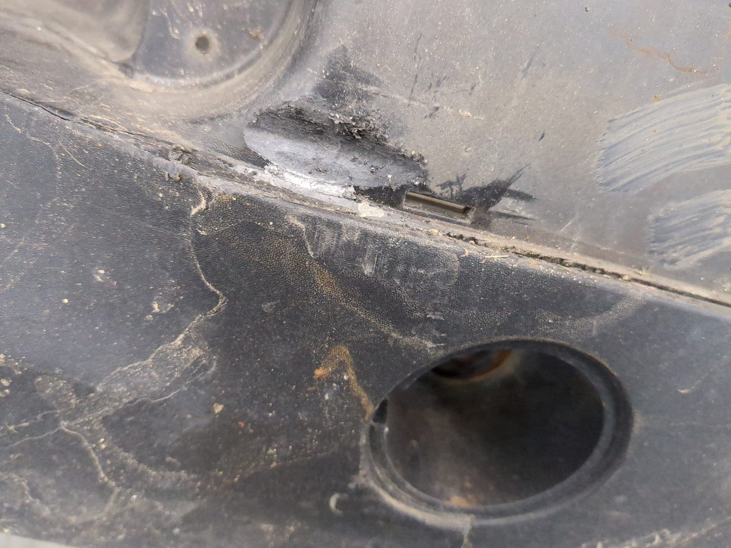 Бампер передний